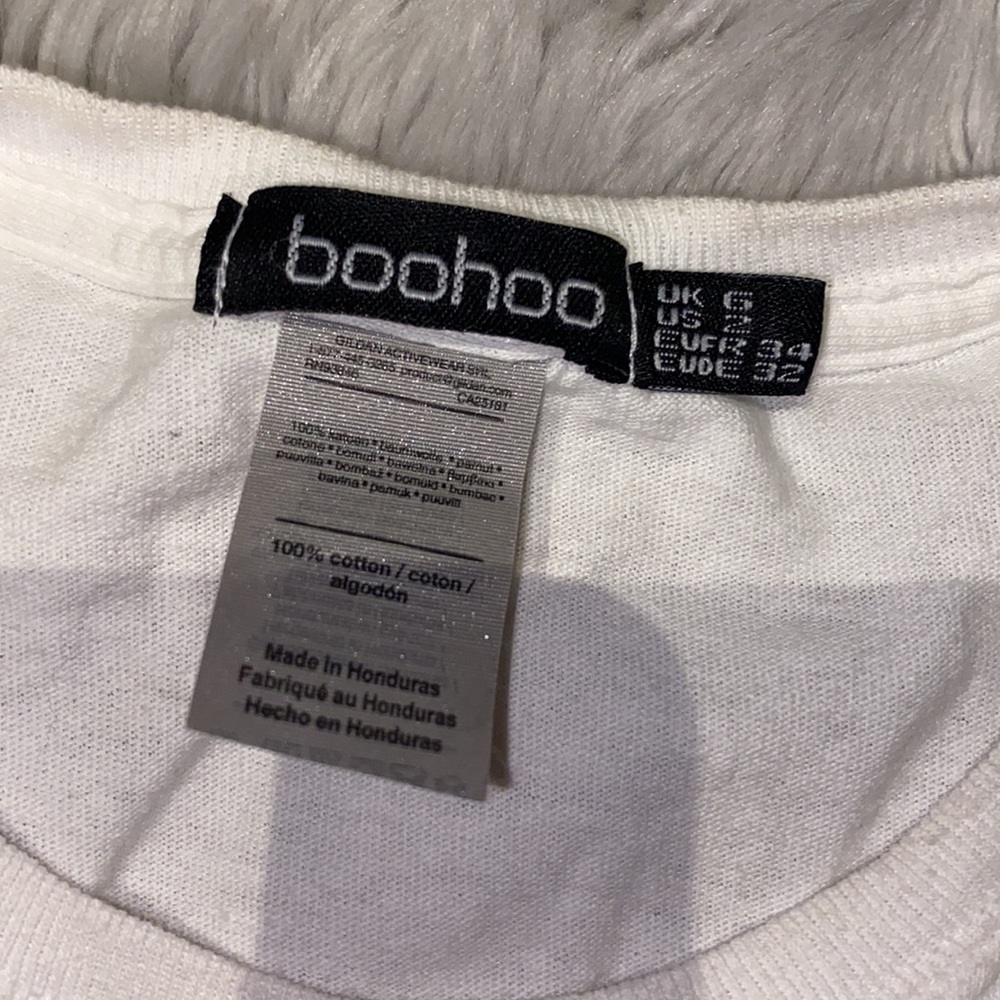 BOOHOO tee :) - Picture 5 of 6